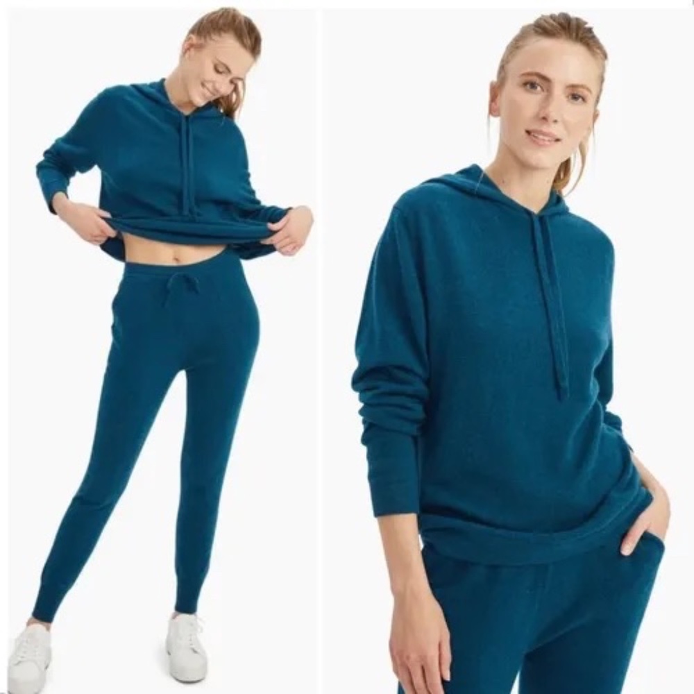 COPY - Naadam Cashmere Hoodie & Jogges set Peacock blue, S